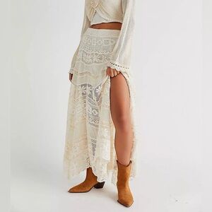 Rare NWT Free People Tofu Rebel Crochet Bohemian Maxi Skirt Size Medium